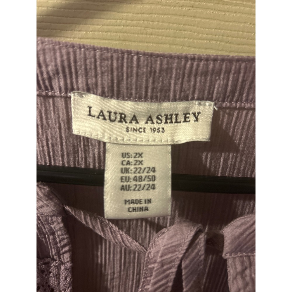 Laura Ashley Lavender Purple Crinkle Gauze Lace Trim Peasant Blouse Plus Size 2X - Picture 2 of 5